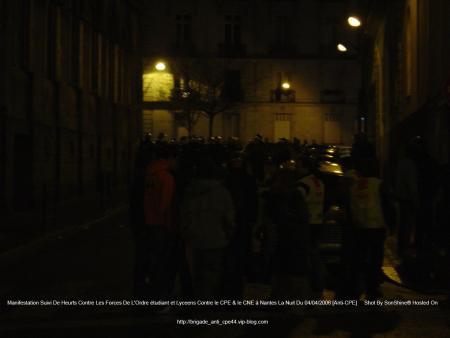 Heurts !!!!! Mouvement étudiant et Lyceens Dans La  Nuit Du 04 04 2006 4